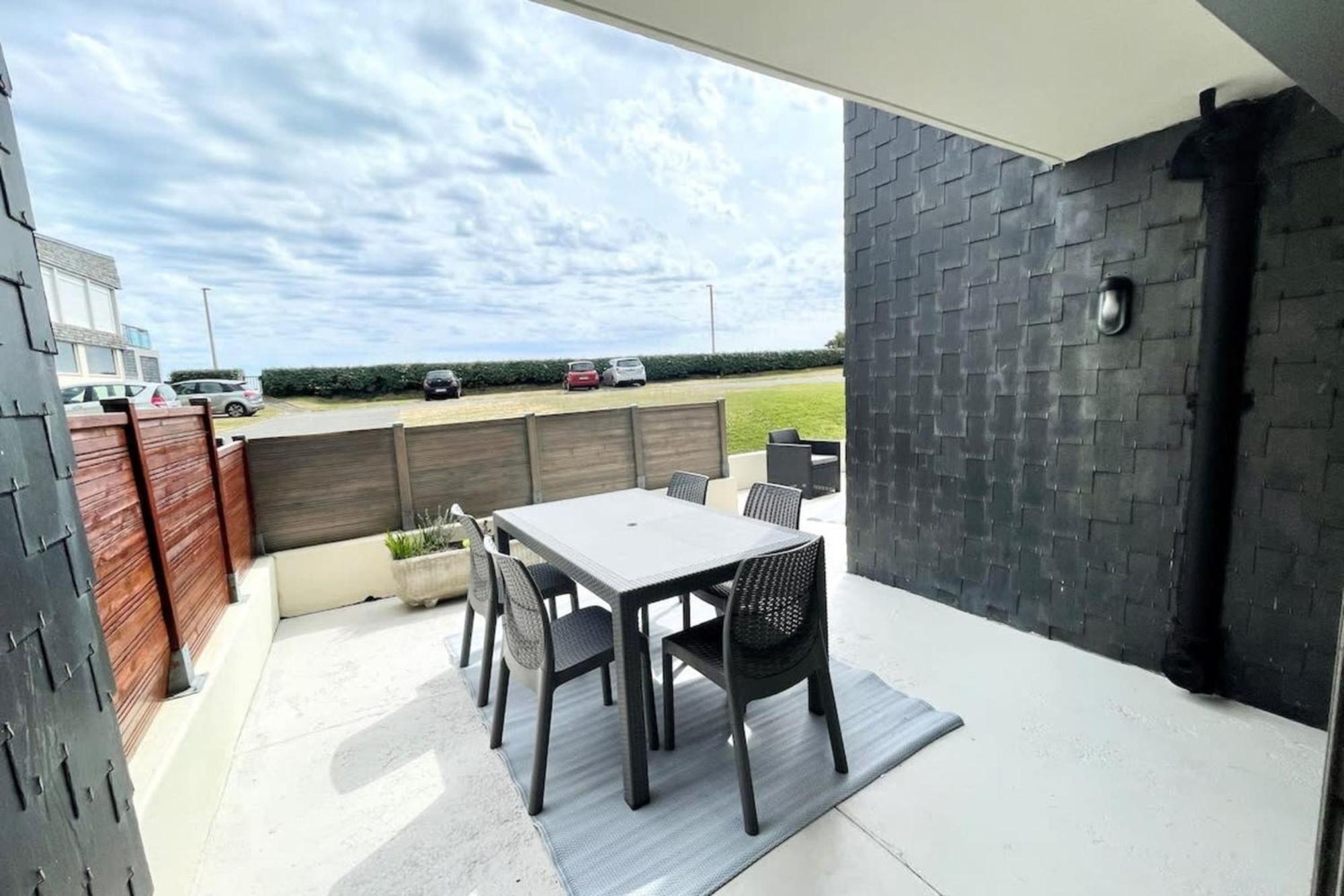 T3 Neuf Archi Cocooning Terrasse Face A La Mer Ploemeur Exteriér fotografie